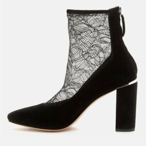 Pour La Victoire Black Heeled Lace Boots